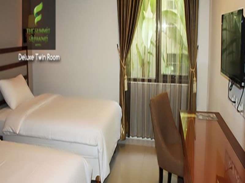 The Summit Siliwangi Hotel Bandung Exterior foto